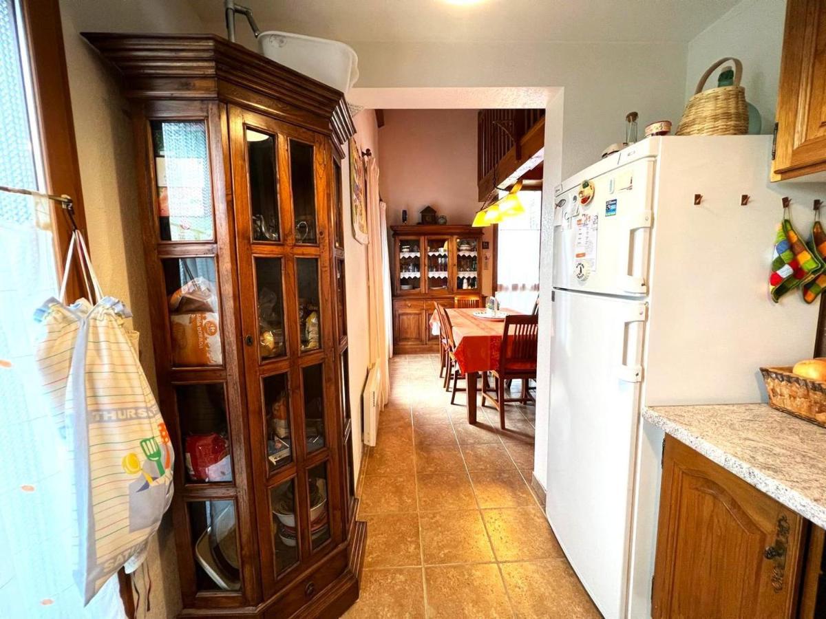 Casa Adosada Para Familias En Santa Leocadia Sainte-Leocadie Bagian luar foto