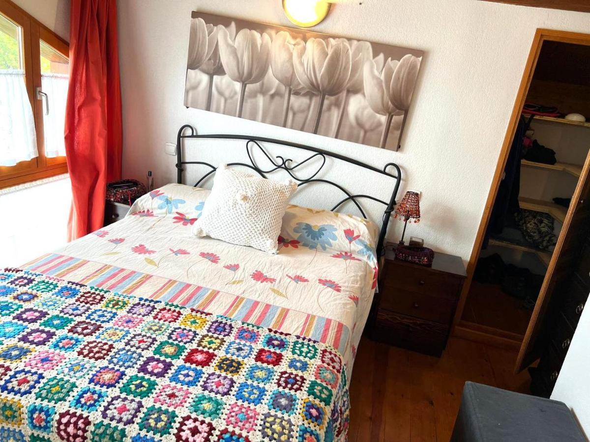 Casa Adosada Para Familias En Santa Leocadia Sainte-Leocadie Bagian luar foto